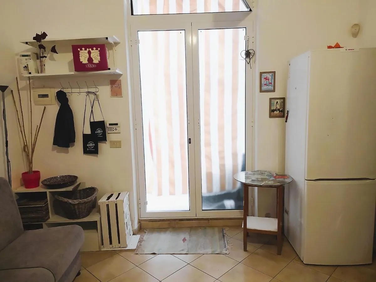Colonna Rotta Apartment Palermo 0*,